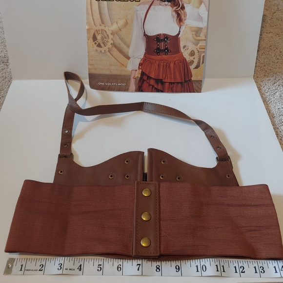 Steampunk waist cincher faux leather corset - Picture 9 of 9